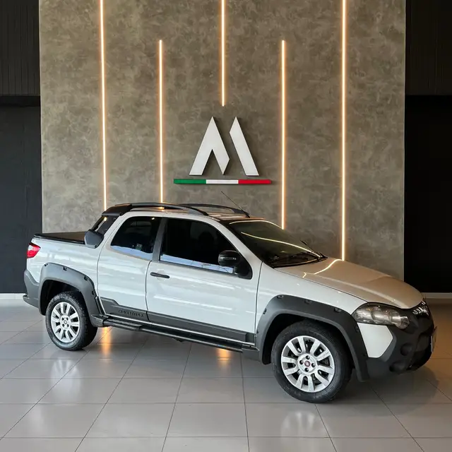 Carro Fiat Strada 2015 Adventure 1.8 16V (Flex) (Cabine Dupla)