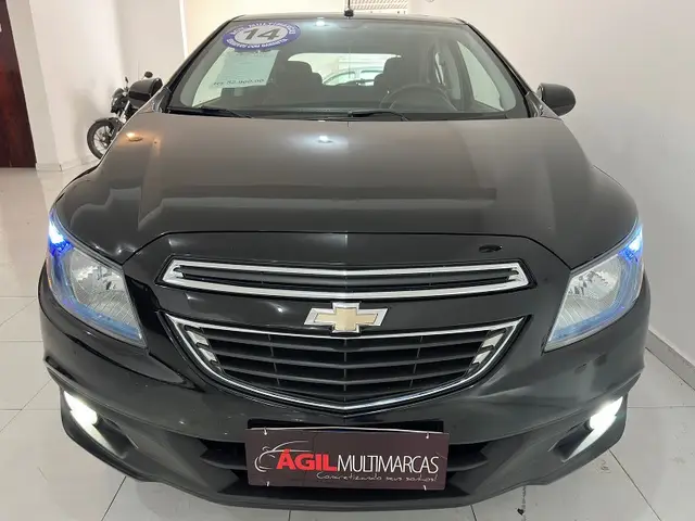 Carro Chevrolet Onix 2014 HATCH LTZ 1.4 8V FlexPower 5p Mec.