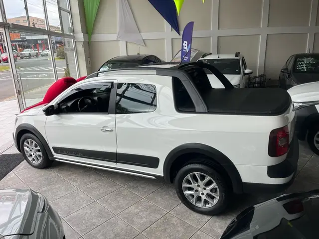 Carro Volkswagen Saveiro 2015 Cross 1.6 16v MSI CD (Flex)