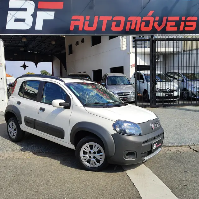 Carro Fiat Uno 2014 Way 1.0 8V (Flex) 4p