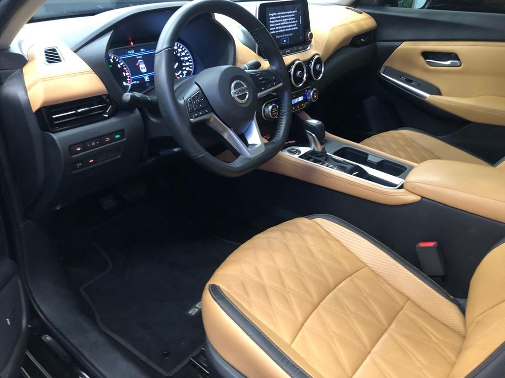 Sentra Exclu. Int. Premium 2.0 16V Aut.