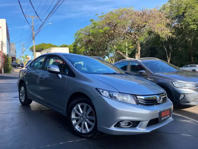 Carro Honda Civic 2014 New  LXR 2.0 i-VTEC (Aut) (Flex)