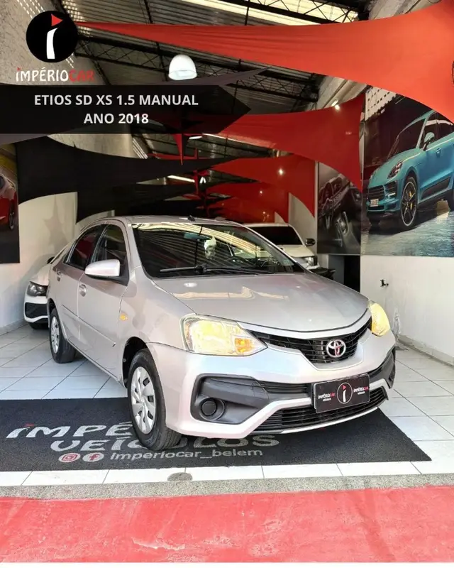 Carro Toyota Etios 2018 XS 1.5 (Flex)