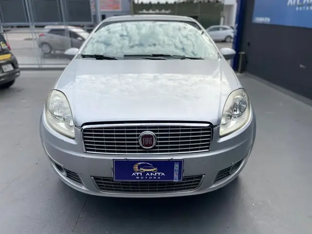 Carro Fiat Linea 2011 LX 1.8 16V Dualogic (Flex)