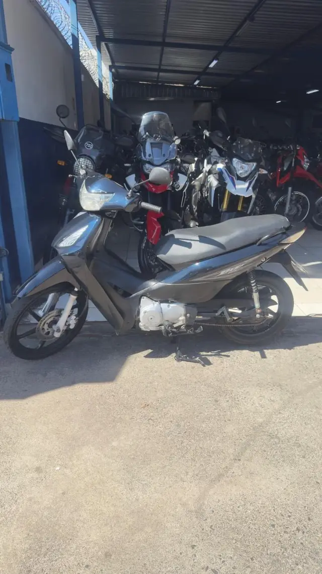 Moto Honda Biz 125 2010 125+