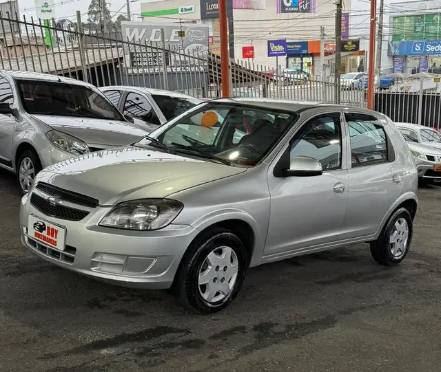 Carro Chevrolet Celta 2013 LS 1.0 (Flex) 2p