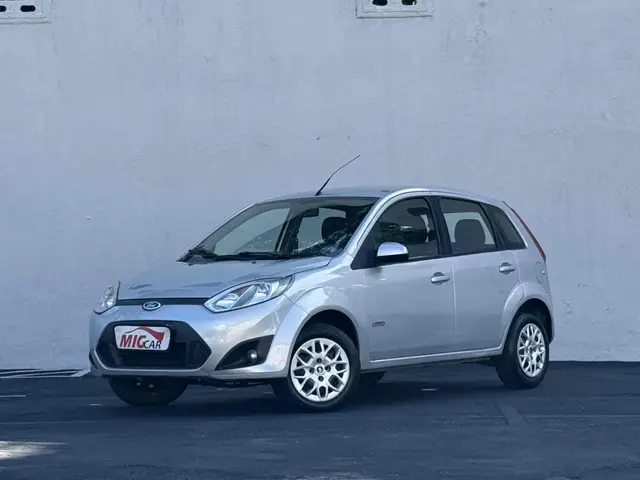 Carro Ford Fiesta Hatch 2013 SE Rocam 1.6 (Flex)