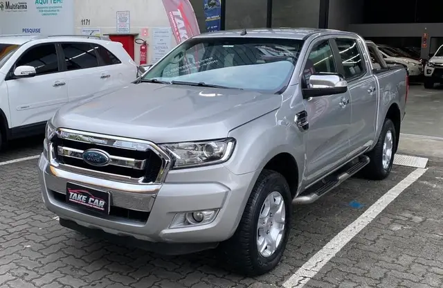 Carro Ford Ranger Cabine Dupla 2017 Ranger 2.5 XLT CD (Flex)