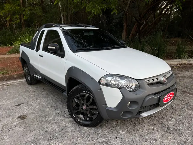 Carro Fiat Strada 2013 Adventure 1.8 16V (Flex) (Cabine Estendida)