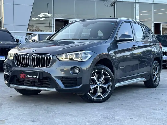Carro BMW X1 2018 2.0 sDrive20i X-Line ActiveFlex