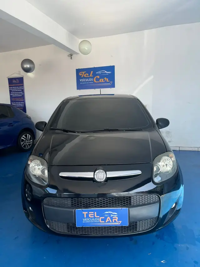 Carro Fiat Palio 2013 Attractive 1.0 8V (Flex)