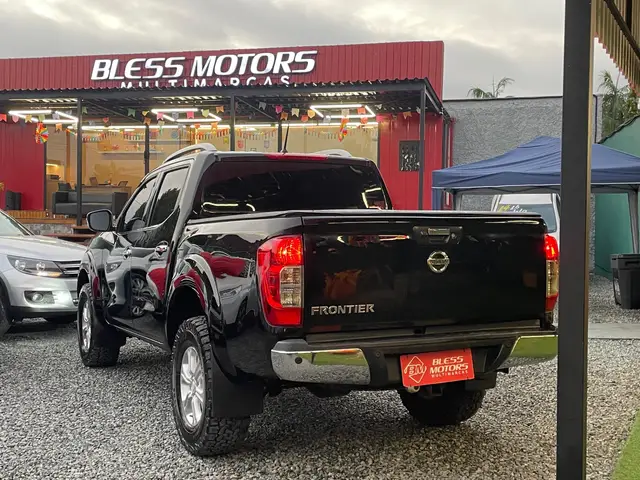 Carro Nissan Frontier 2018 2.3 TD CD SE 4x4 (Aut)