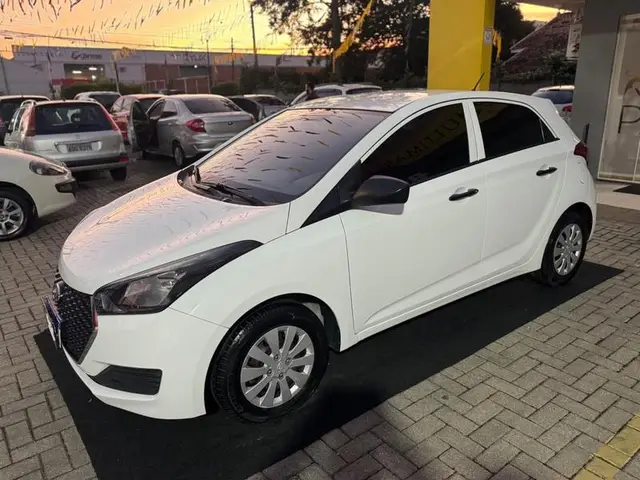 Carro Hyundai HB20 2019 1.0 Unique (Flex)