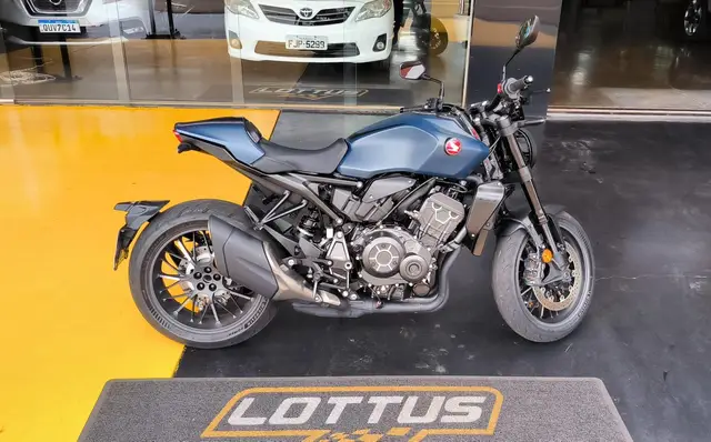 Moto Honda CB 1000R 2024 Black Edition