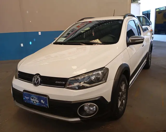 Carro Volkswagen Saveiro 2014 Cross 1.6 (Flex) (cab. estendida)