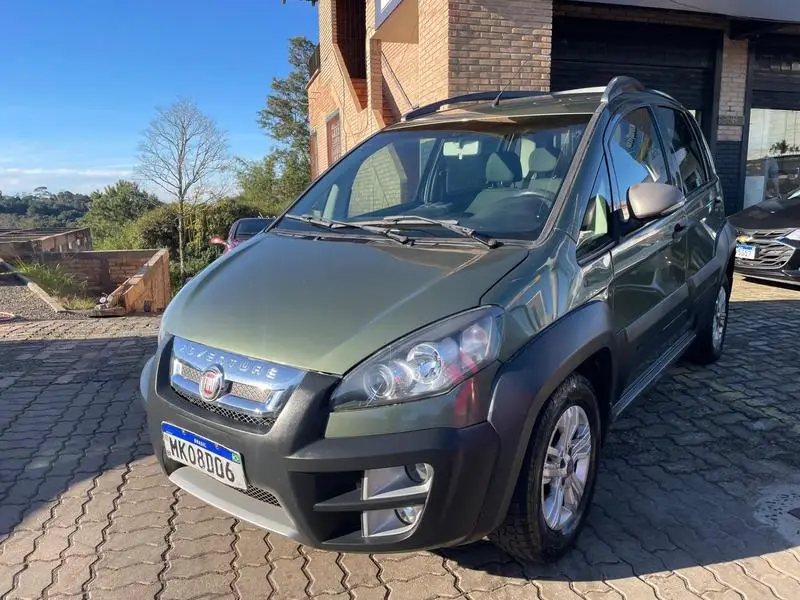 Fiat Adventure 1.8 16V E.TorQ (Flex)