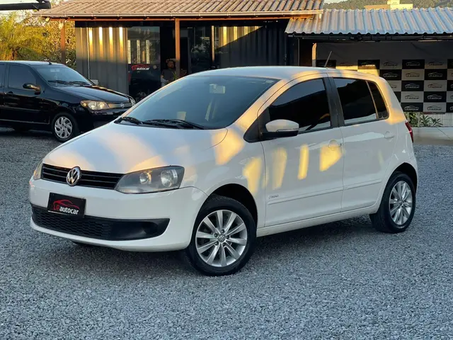Carro Volkswagen Fox 2012 1.6 VHT (Flex)