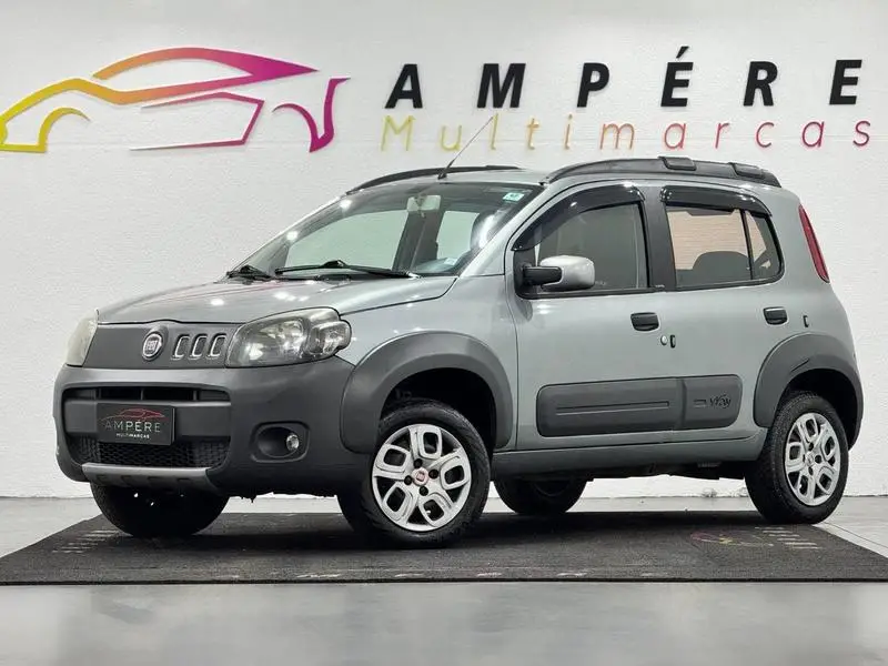 Fiat Uno Vivace 1.0 8V (Flex) 4p