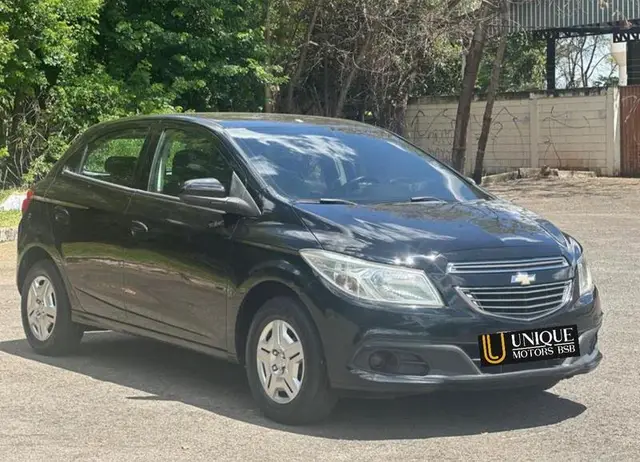 Carro Chevrolet Onix 2014 1.0 LT SPE/4