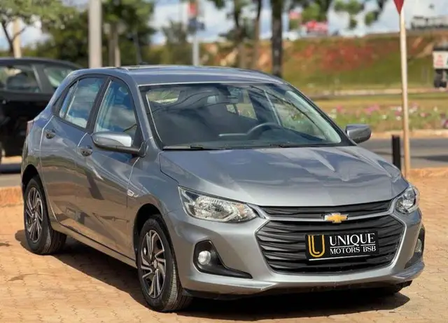 Carro Chevrolet Onix 2024 LT 1.0