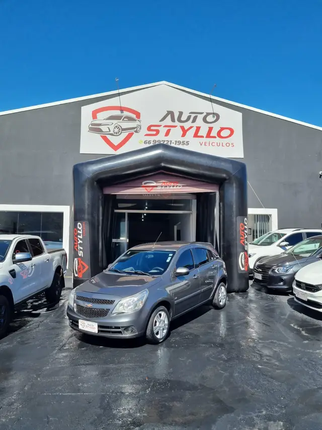 Carro Chevrolet Agile 2010 LTZ 1.4 8V (Flex)