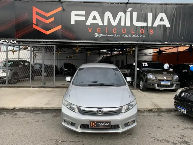 Carro Honda Civic 2014 New  LXS 1.8 16V i-VTEC (Flex)