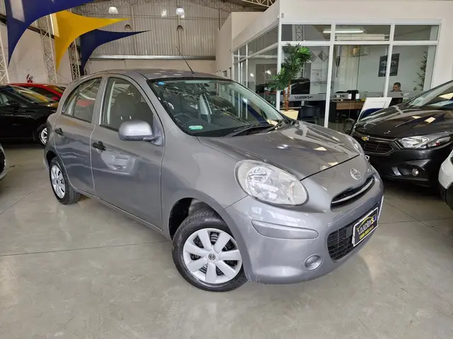 Carro Nissan March 2013 1.6 16V S (Flex)