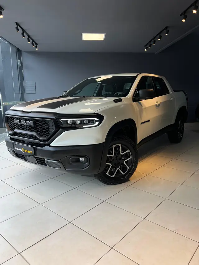 Carro RAM Rampage 2025 Rebel 2.0 Turbo
