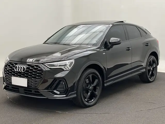 Carro Audi Q3 2023 Performance Black 2.0