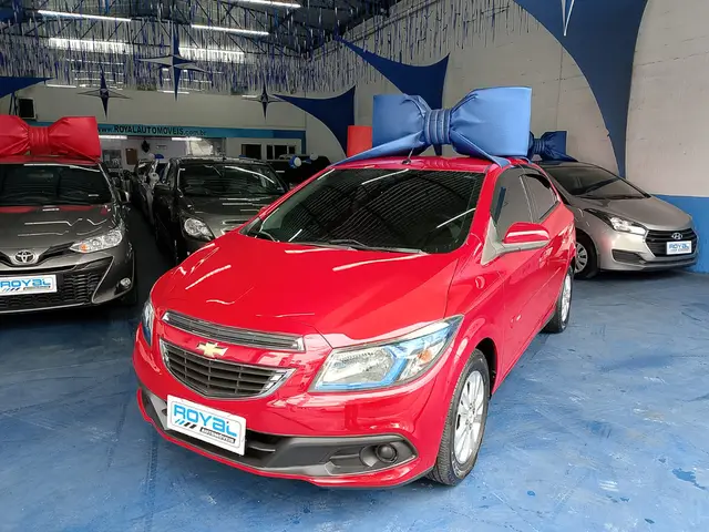 Carro Chevrolet Onix 2013 1.4 LT SPE/4