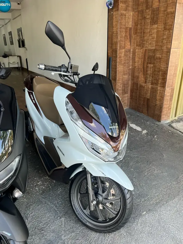 Moto Honda PCX 150 2021 DLX ABS