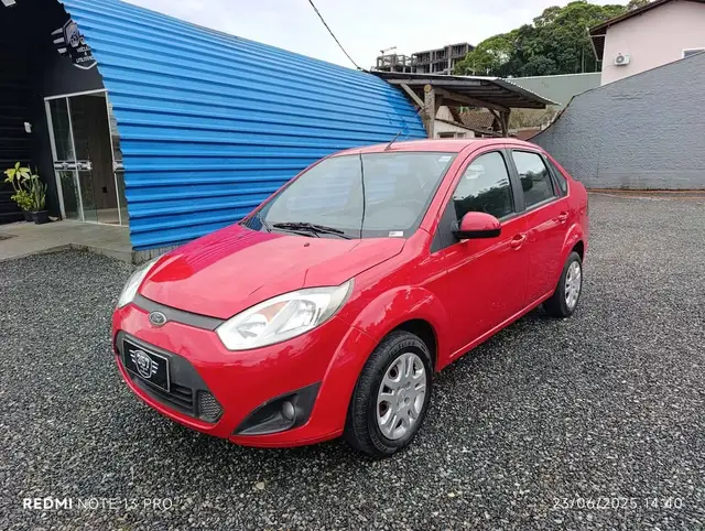 Carro Ford Fiesta Sedan 2011 1.6 (Flex)
