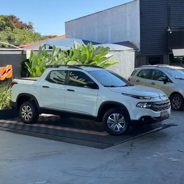 Carro Fiat Toro 2017 Freedom 1.8 AT6 4x2 (Flex)