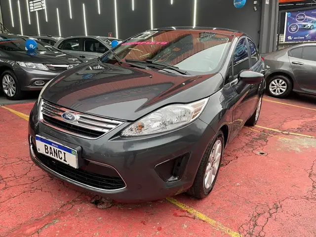 Carro Ford New Fiesta Hatch 2011 SE 1.6 16V (Flex)