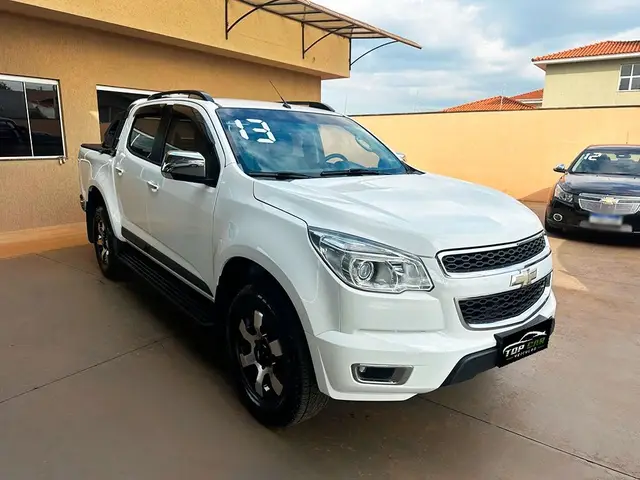Carro Chevrolet S10 Cabine Dupla 2013 S10 LTZ 2.8 diesel (Cab Dupla) 4x2