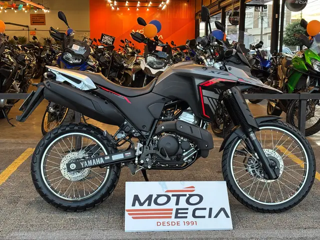 Moto Yamaha XTZ 250 Lander 2025 Connected
