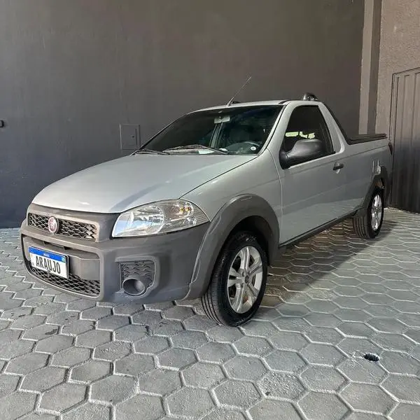Carro Fiat Strada 2018 Hard Working 1.4 (Flex) (Cabine Simples)