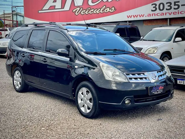 Carro Nissan Grand Livina 2012 SL 1.8 16V (flex) (aut)