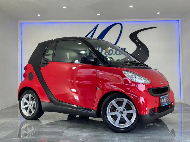 Carro Smart Fortwo Coupe 2010 fortwo Coupé Passion 1.0 12V