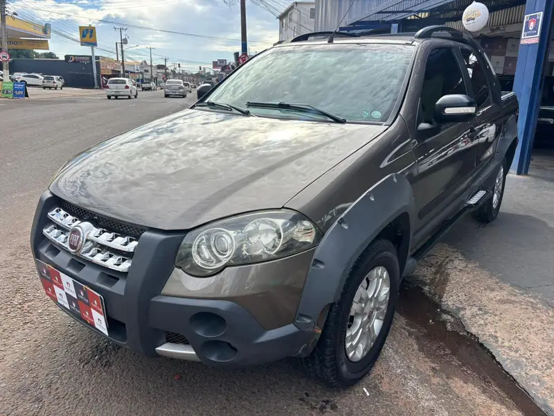 Fiat Adventure 1.8 8V (Flex) (Cabine Dupla)
