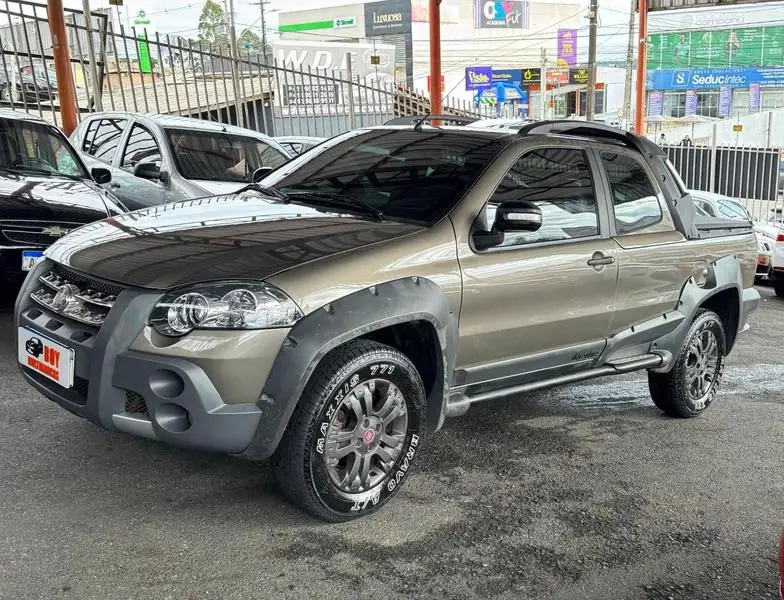 Fiat Strada Adventure 1.8 8V (Flex) (Cabine Dupla)