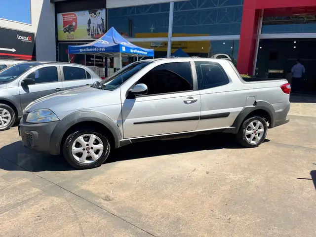 Carro Fiat Strada 2019 Freedom 1.4 CD (Flex)