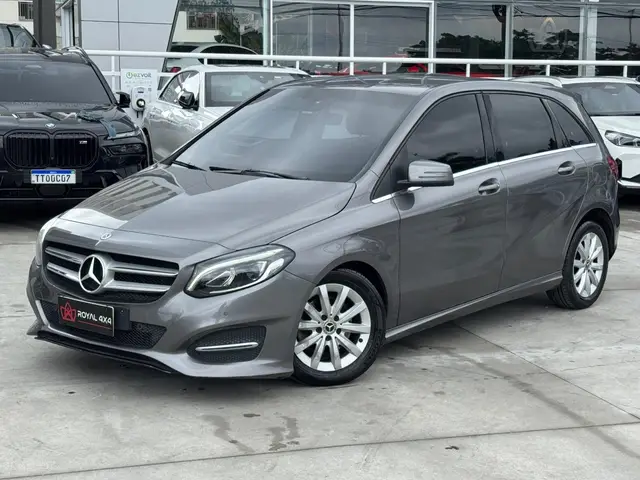 Carro Mercedes-Benz Classe B 2018 200 1.6 Turbo FlexFuel DCT