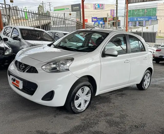 Carro Nissan March 2015 1.0 12V (Flex)
