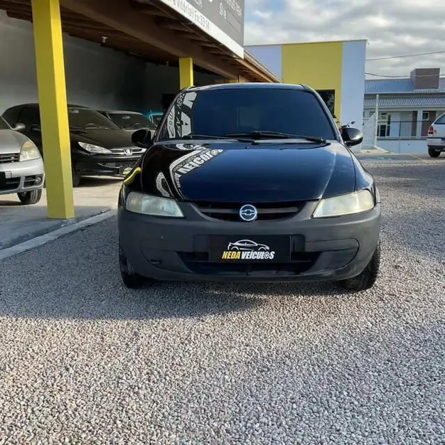 Carro Chevrolet Celta 2005 Life 1.0 VHC 4p