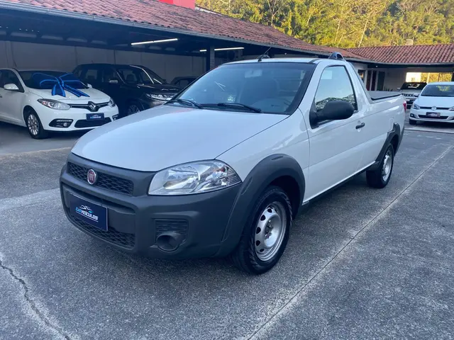 Carro Fiat Strada 2016 Working 1.4 (Flex)
