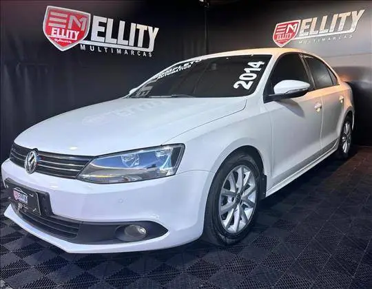 Carro Volkswagen Jetta 2014 2.0 Comfortline Tiptronic (Flex)