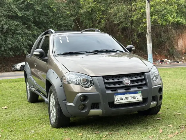 Carro Fiat Strada 2011 Adventure 1.8 16V (Flex) (Cabine Dupla)