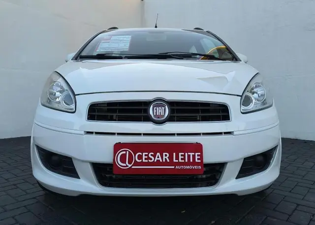 Carro Fiat Idea 2012 Essence 1.6 16V E.TorQ Dualogic (Flex)
