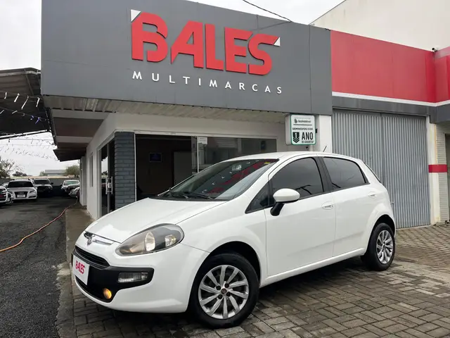 Carro Fiat Punto 2014 Attractive 1.4 (Flex)